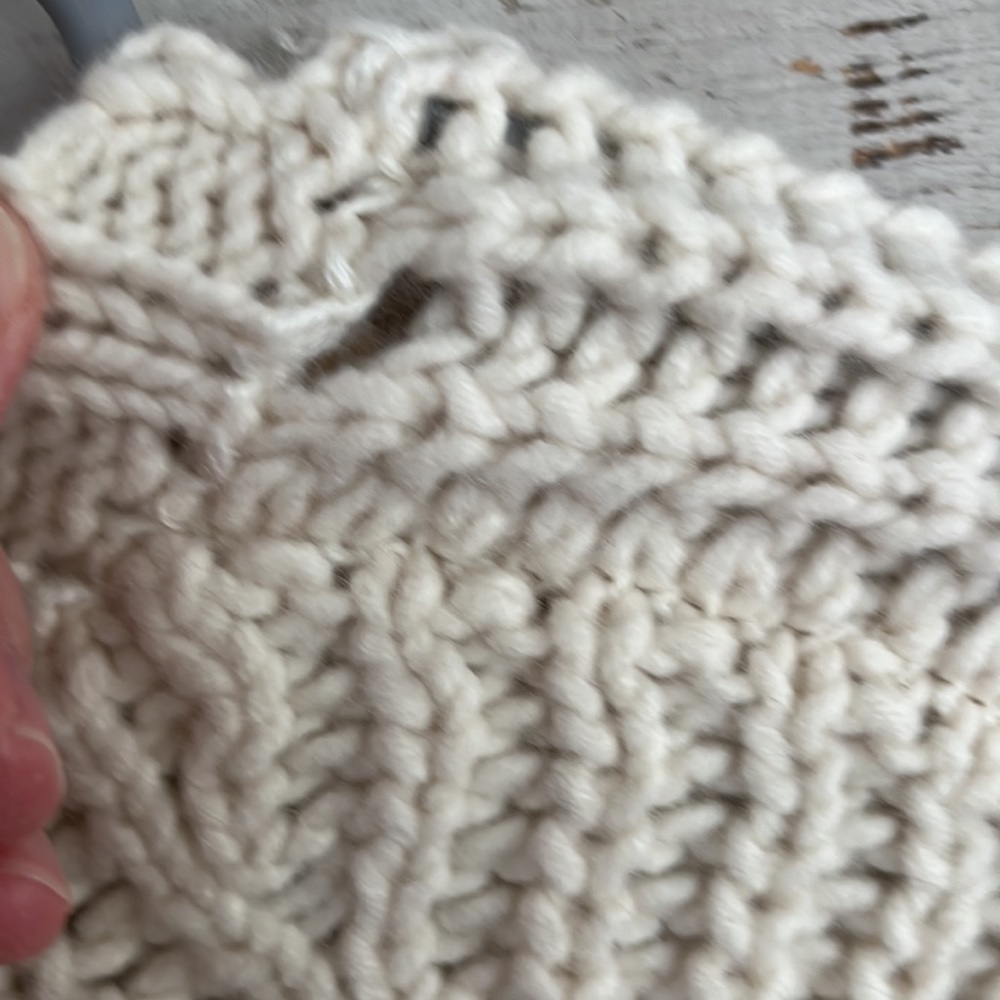 J. Crew women’s sweater. Size XXS - Picture 4 of 4